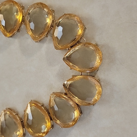 Fine Costume Jewerly - Picture 2 of 4